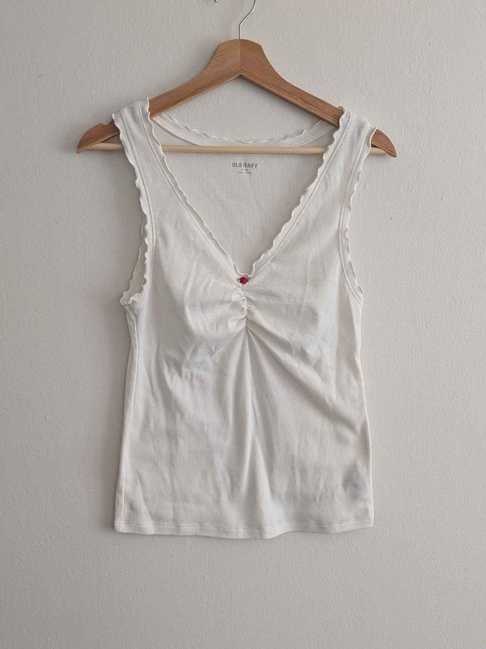 Old Navy White Scallop V-Neck Tank